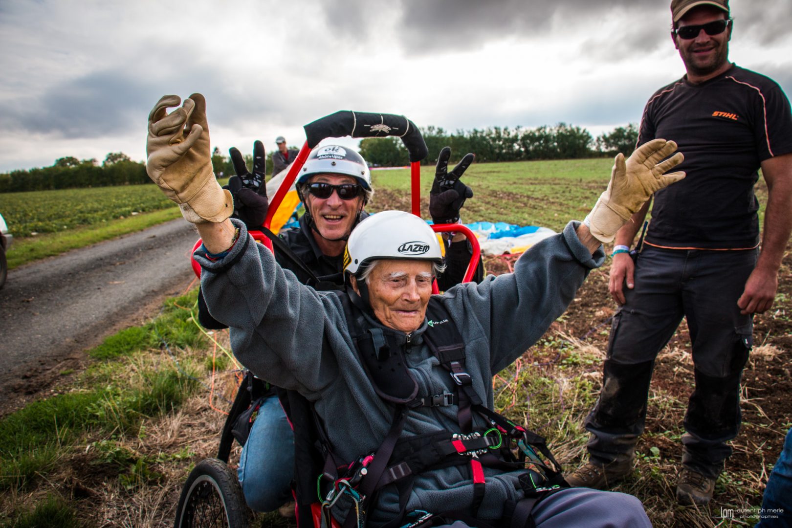 Parapente biplace chariot (les Pitroux)